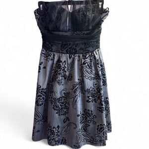 Zum Zum by Niki Livas Black and Silver Vintage Floral Midi Dress